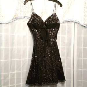 CACHE BLACK SEQUIN SPAGHETTI STRAP DRESS SZ 2